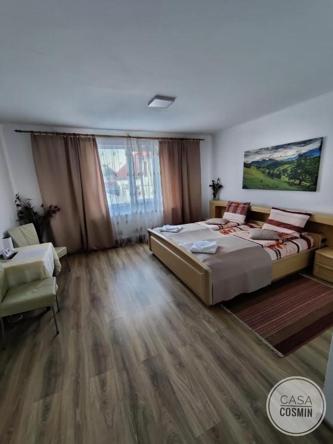 Casa Cosmin Cincu Hotel ภายนอก รูปภาพ